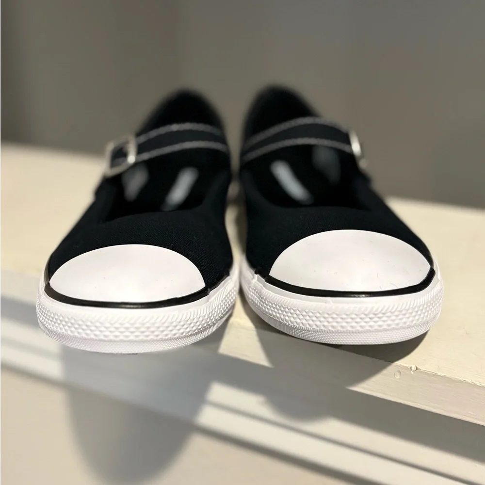 Converse CTAS Dainty Mary Jane Chuck Taylor Black White Slip On Shoes Youth 2Y
